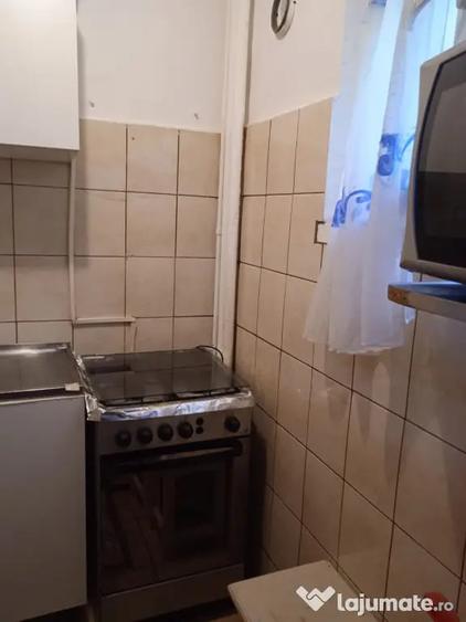 Apartament cu 2 camere nedecomandat în Sud