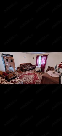 Casă cu Teren 950 Mp în Poiana