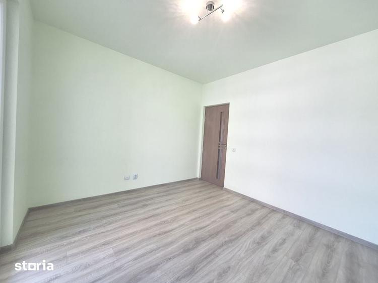 Apartament cu 3 camere semidecomandat în Florești