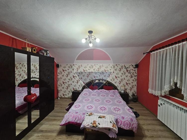 Casă cu Teren 855 Mp în Central