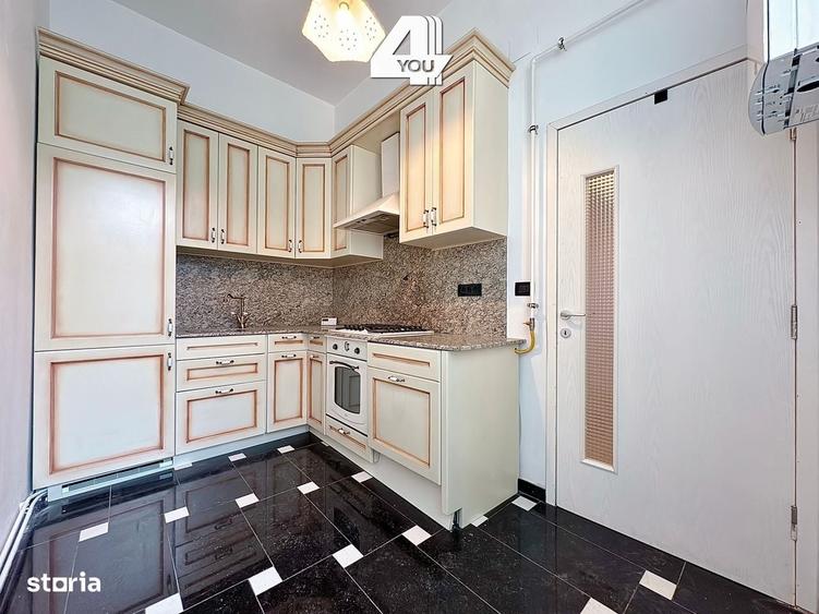 Apartament cu 3 camere în Ultracentral