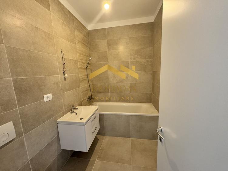 Apartament cu 2 camere decomandat în Torontalului