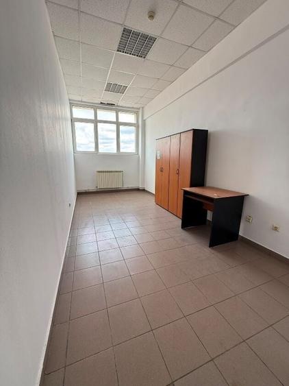 Birou, de 346 mp, în Podgoria