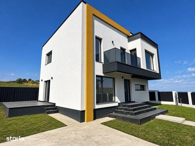 Casă cu 4 camere cu Teren 300 Mp în Rediu