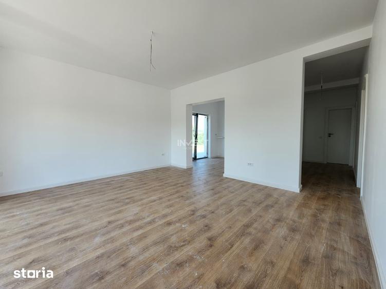 Casă cu 4 camere cu Teren 400 Mp în Valea Lupului
