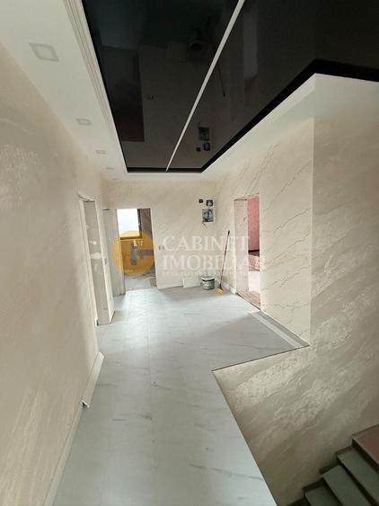 Casă individuală cu 6 camere cu Canalizare în Aroneanu