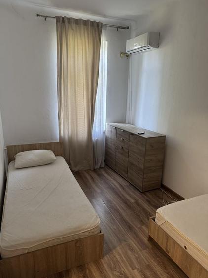 Apartament cu 3 camere semidecomandat în Ferdinand