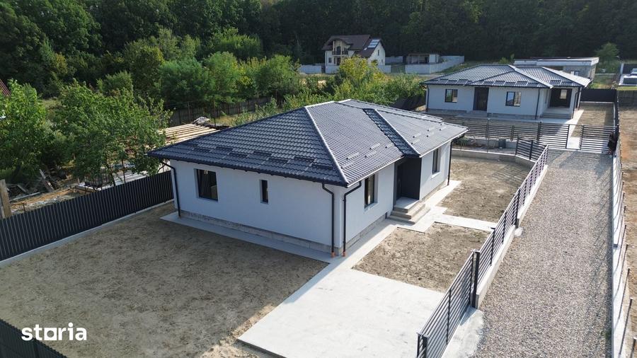 Casă cu 4 camere cu Teren 600 Mp în Central