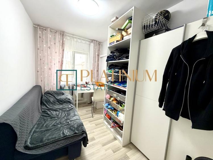 Apartament cu 4 camere decomandat, mobilat în Lipovei