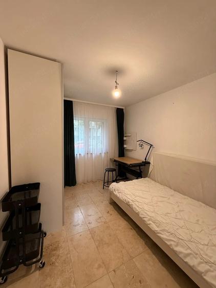 Garsonieră decomandată în Zorilor