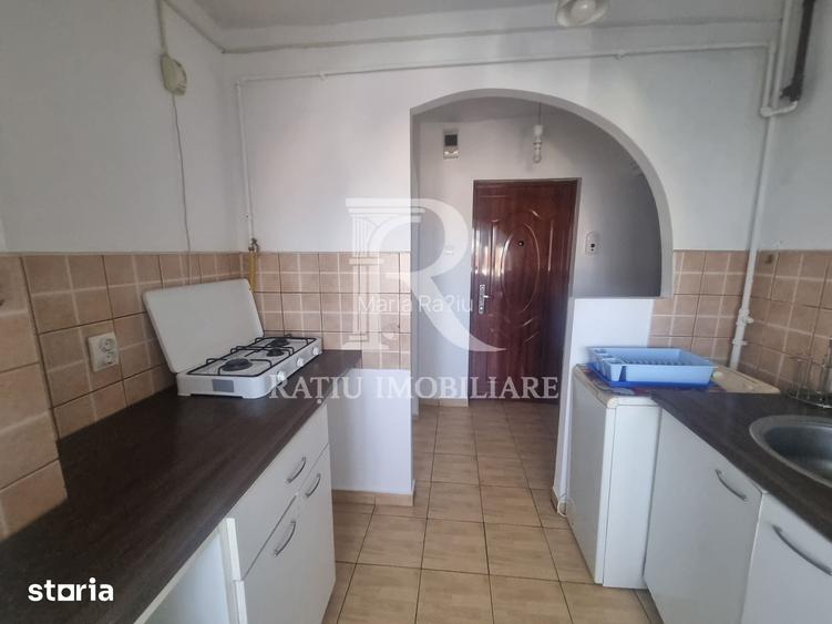 Garsoniera decomandata | Zona Piata Centrala | Deva| Hunedoara