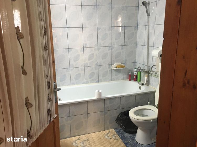 Casă cu 6 camere cu Teren 3417 Mp în Drăgoiești