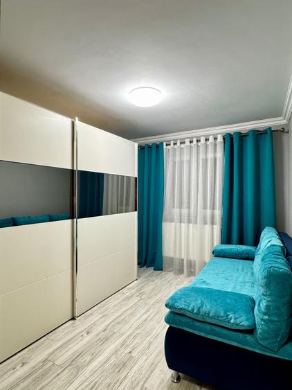 Apartament cu 3 camere decomandat în Central