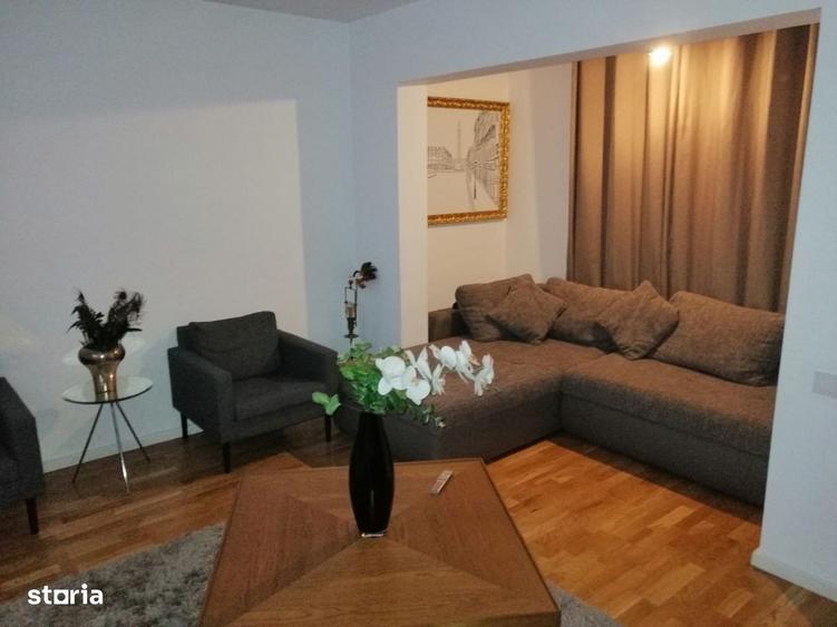 Casă cu 4 camere în Prundu