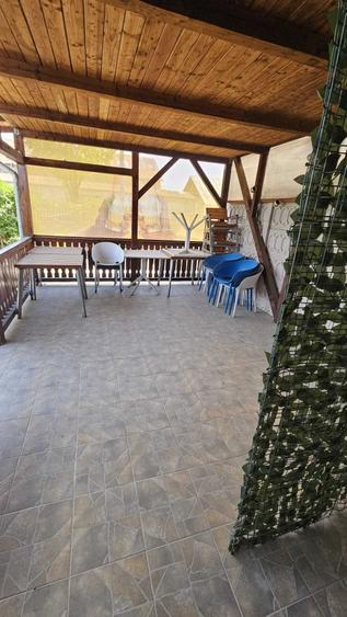 Casă cu 2 camere în Central