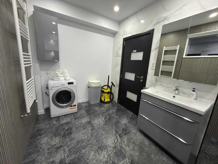 Apartament cu 2 camere decomandat în Trivale
