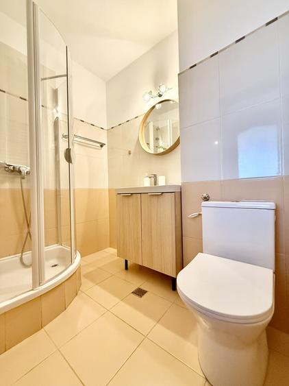Apartament cu 2 camere decomandat, mobilat în P-ța Unirii