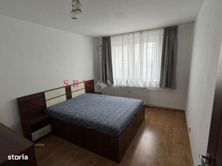 Apartament cu 3 camere decomandat în Central