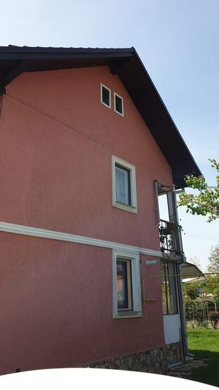 Casă cu 4 camere în Sântuhalm