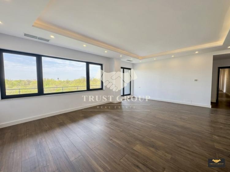 Apartament cu 4 camere decomandat în Herăstrău
