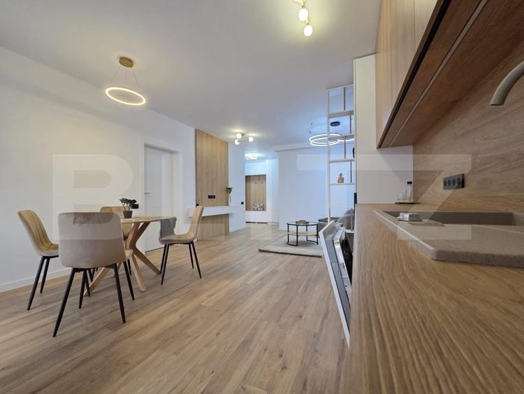 Apartament cu 2 camere semidecomandat, mobilat în Florești