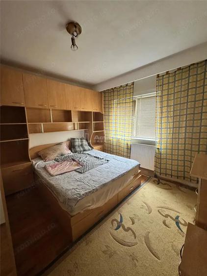 Apartament cu 2 camere decomandat în Liliacului