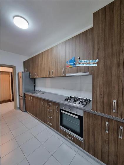 Apartament cu 2 camere decomandat, mobilat în Central