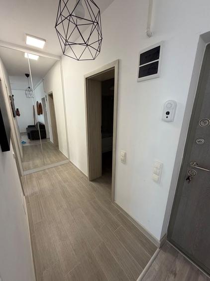Apartament cu 2 camere decomandat, mobilat în Păcii
