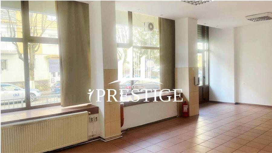 Spațiu comercial, de 100 mp, în Valea Aurie