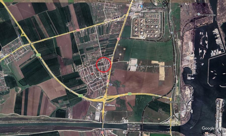 Teren Construcții intravilan de 1600 mp, în Lazu