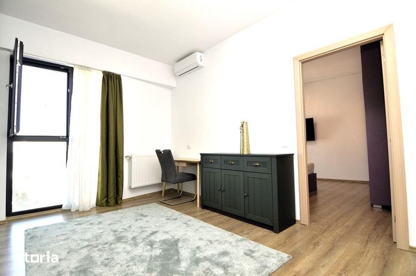 Apartament cu 4 camere decomandat, mobilat în Centrul Civic