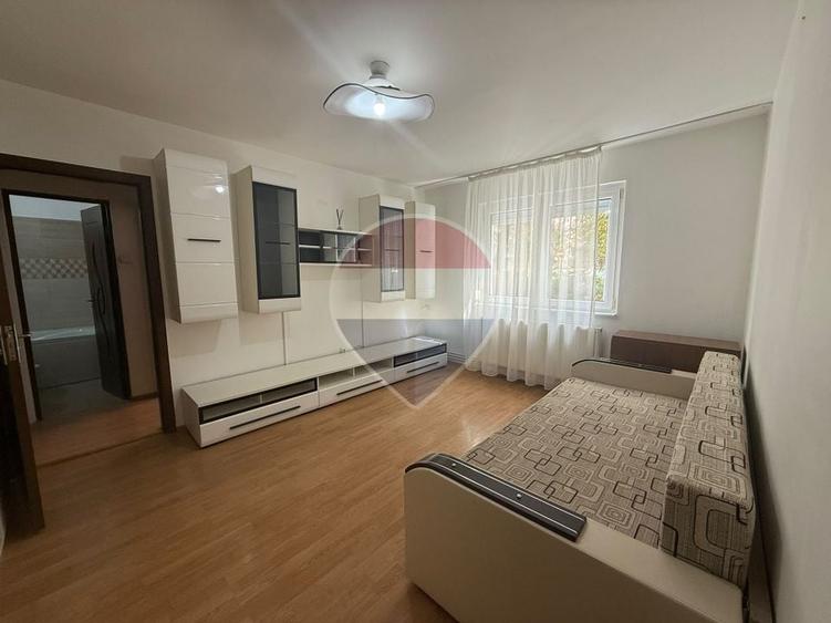 Apartament cu 2 camere de închiriat în zona Electroprecizia - 2