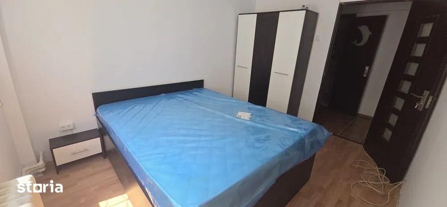 Apartament cu 3 camere decomandat, mobilat în Crângași