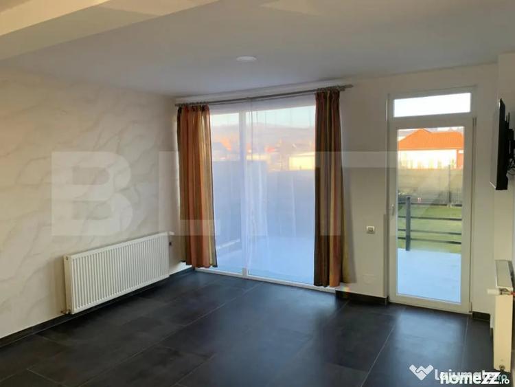 Spațiu comercial, de 390 mp, în Luna