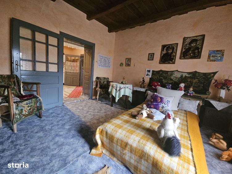 Casă cu 3 camere în Vășad