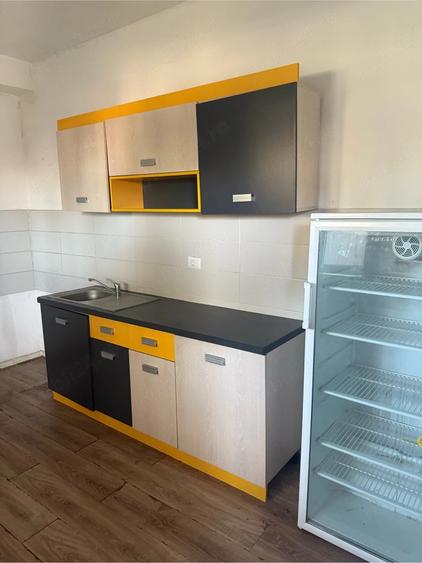 Casă cu Teren 100 Mp în Central