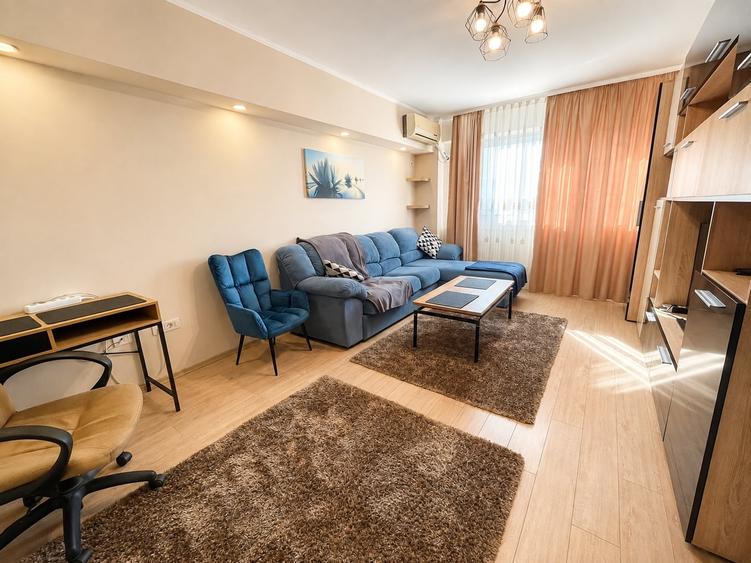 Apartament cu 2 camere decomandat, mobilat în Casa de Cultură