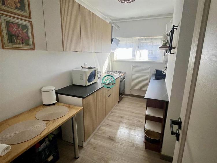 Apartament cu 2 camere decomandat, mobilat în Semicentral