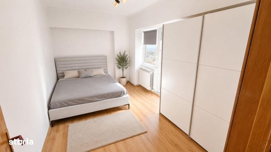 Apartament cu 3 camere decomandat în Brătianu
