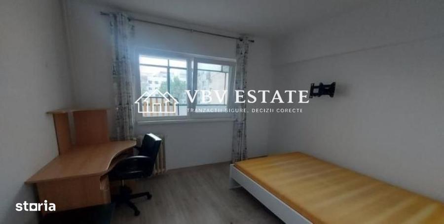 Apartament cu 3 camere semidecomandat în Lujerului