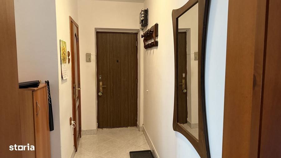 Apartament cu 2 camere semidecomandat în Floreasca