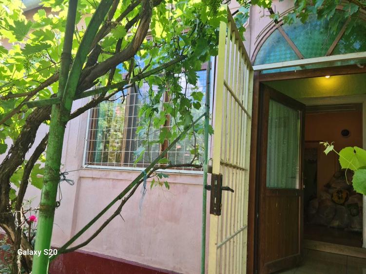 Casă cu 3 camere cu Teren 1700 Mp în Cebza