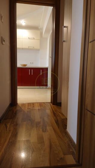 Apartament cu 2 camere decomandat, mobilat în Central