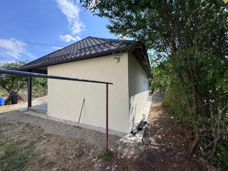 Casă individuală cu 2 camere cu Canalizare în Someșeni