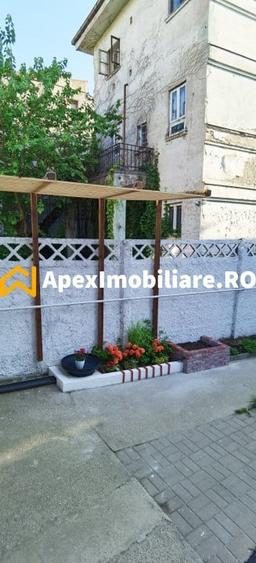 Casă individuală cu 3 camere cu Canalizare în Cotroceni