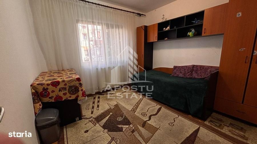 Apartament cu 3 camere, semidecomandat 63 mp - 3