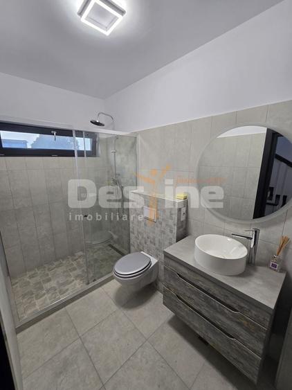 Casă individuală cu 4 camere cu Canalizare în Breazu