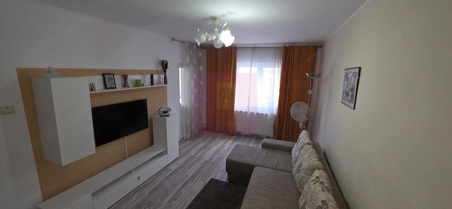 Apartamnet cu 3 camere de vanzare in Campina, Central - 15