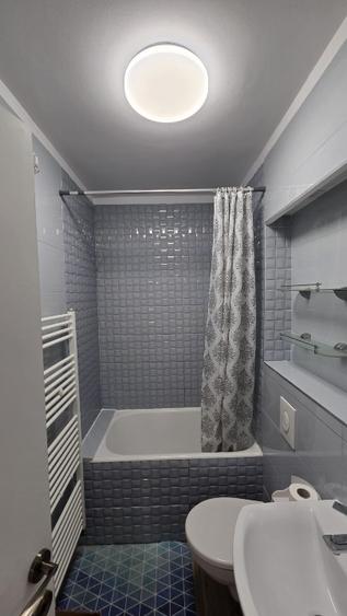 Apartament cu 2 camere decomandat în Gruia