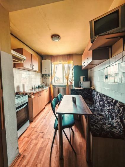 Apartament cu 2 camere decomandat în Cetate